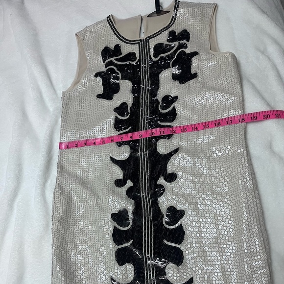BCBG MaxAzria NWT Beige and Black Sequin Dress Size S - Picture 7 of 9